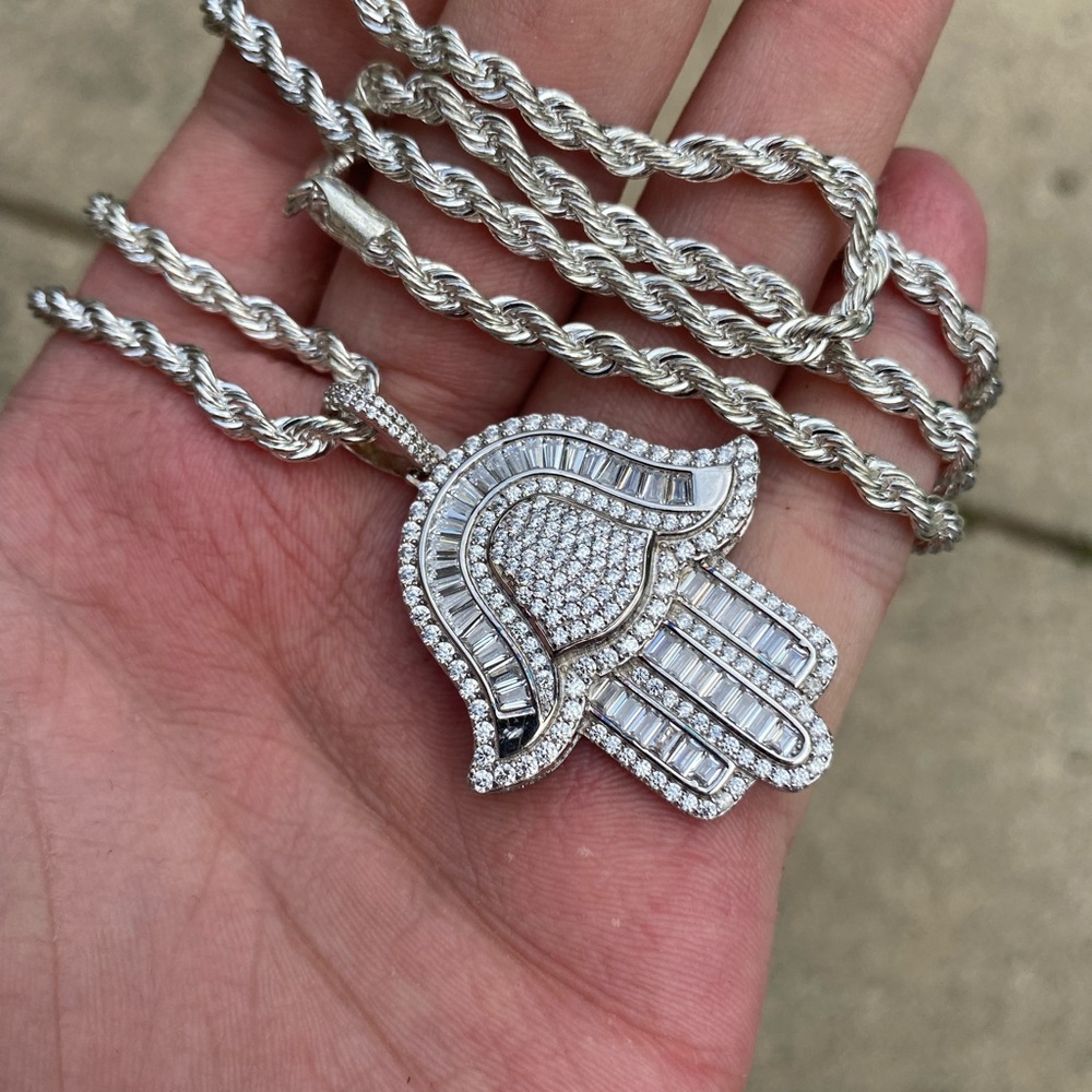 Mens Hamsa moissanite diamond Pendant & FREE Necklace